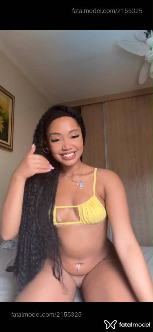 Acompanhante mulher morena (o) de olhos castanhos - Rayssa