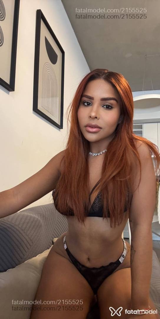 Acompanhante mulher morena (o) de olhos mel - Heloíse