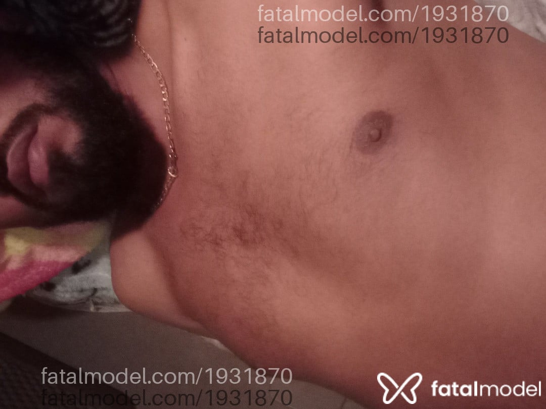 Acompanhante homem morena (o) de olhos pretos em Vilhena Acompanhante homem morena (o) de olhos pretos em Vilhena - Roberto
