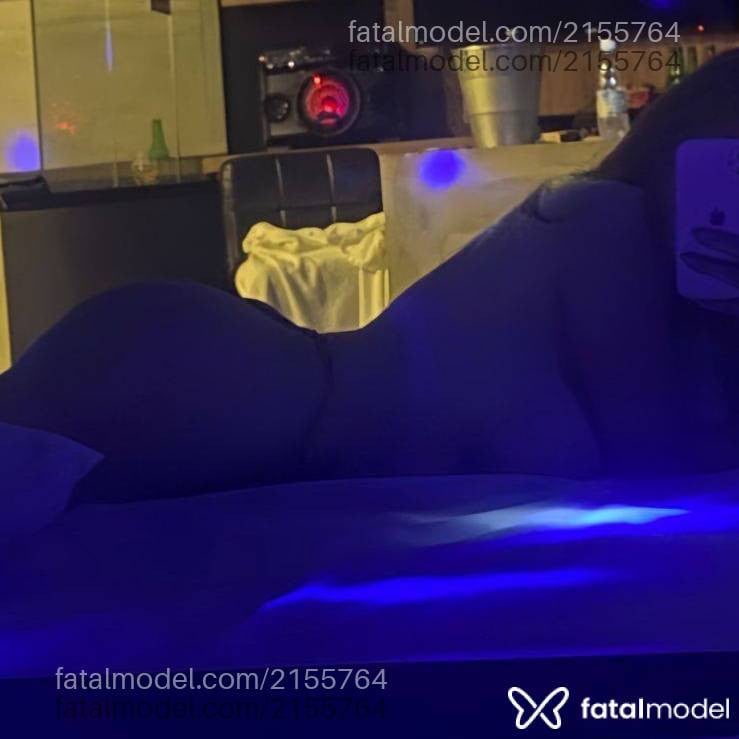 Acompanhante mulher loira (o) de olhos castanhos em Marechal Cândido Rondon - Isabella Fernandes