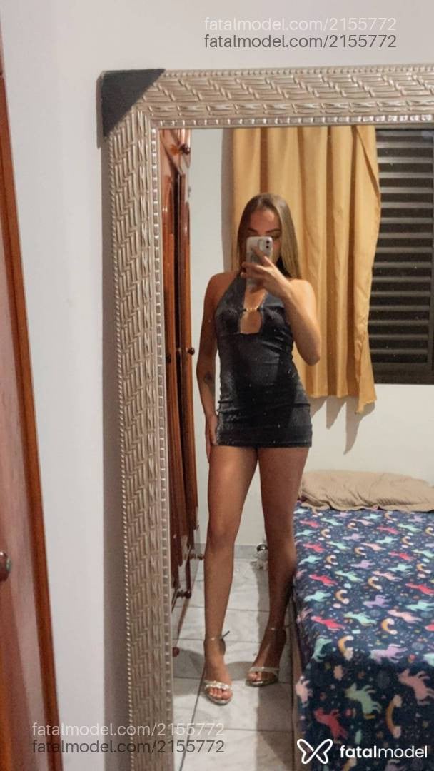 Acompanhante mulher loira (o) de olhos castanhos - Bianquinha