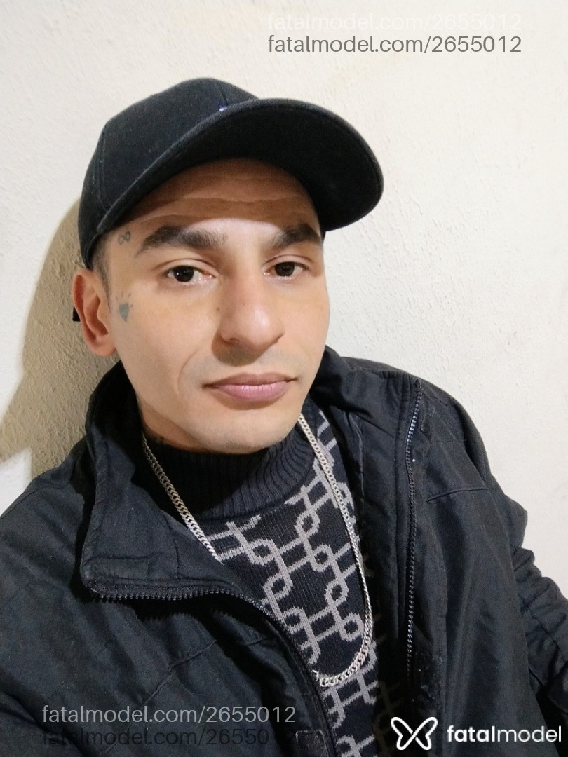 Acompanhante homem morena (o) de olhos castanhos em Virtual - Maridão Tecnologic