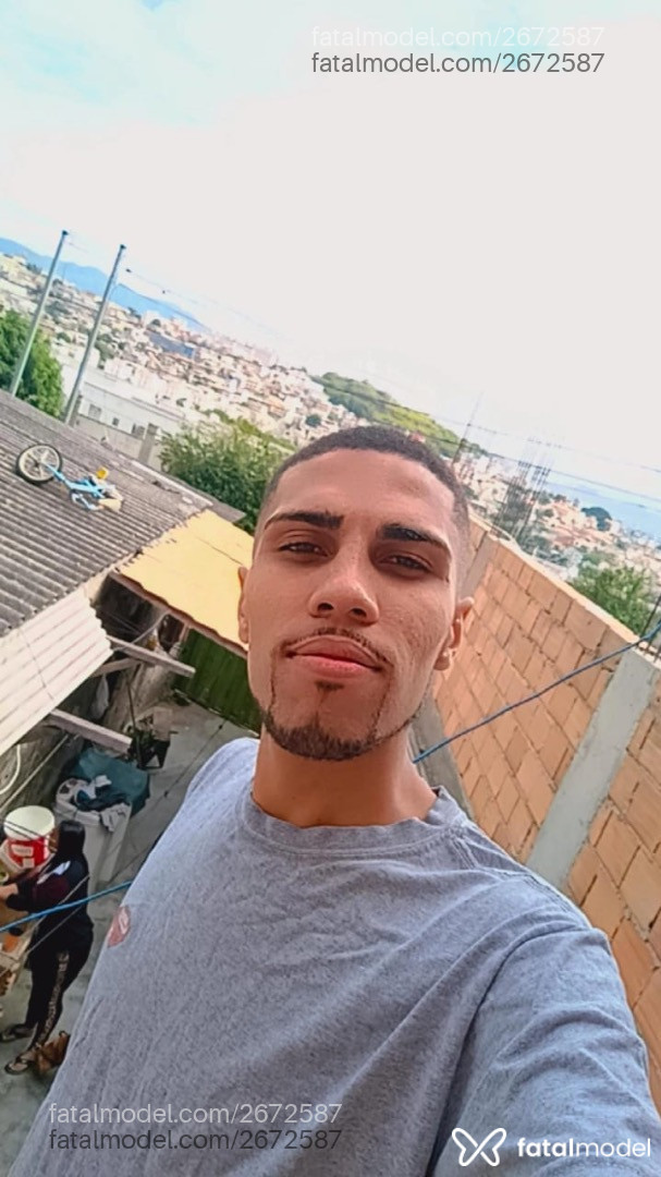 Acompanhante homem com cabelo castanho de olhos castanhos em Betim Acompanhante homem com cabelo castanho de olhos castanhos em Betim - Matheus Grosao