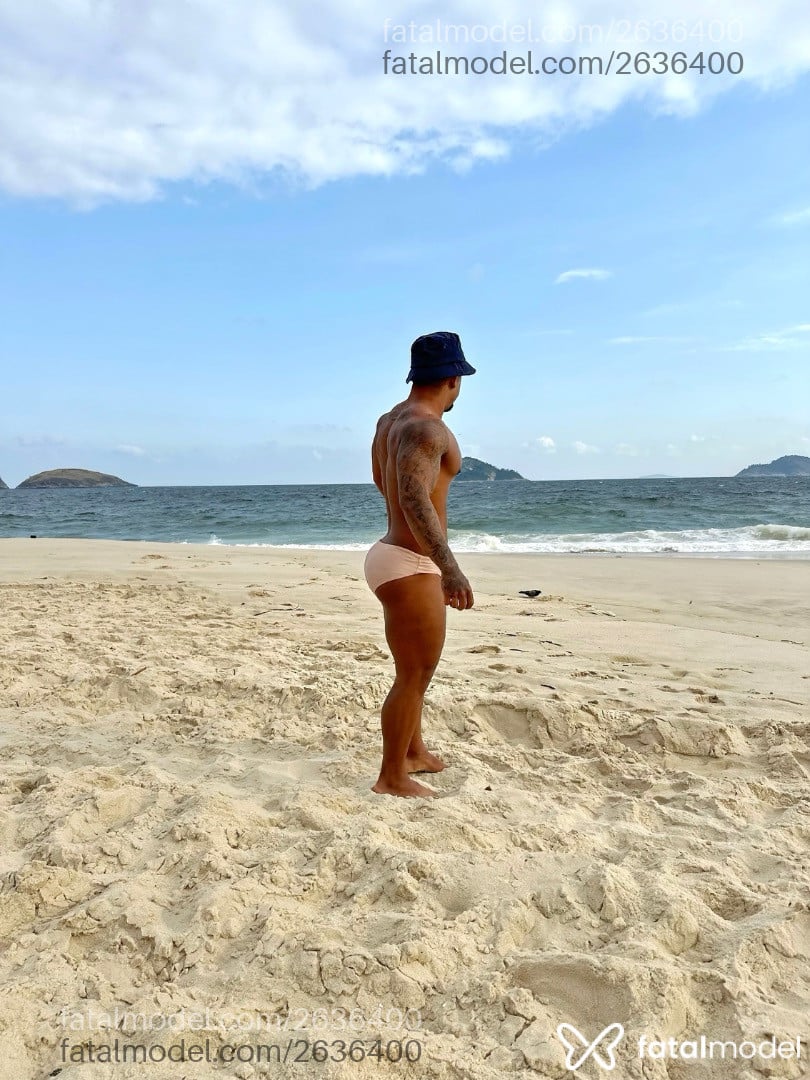 Acompanhante homem com cabelo castanho de olhos castanhos em Rio de Janeiro - Jhon Prado