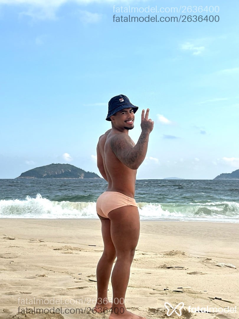 Acompanhante homem com cabelo castanho de olhos castanhos em Rio de Janeiro - Jhon Prado