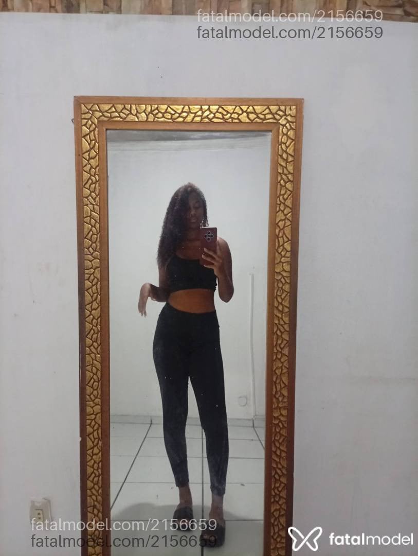 Acompanhante mulher loira (o) de olhos castanhos em Macaé - Barbara