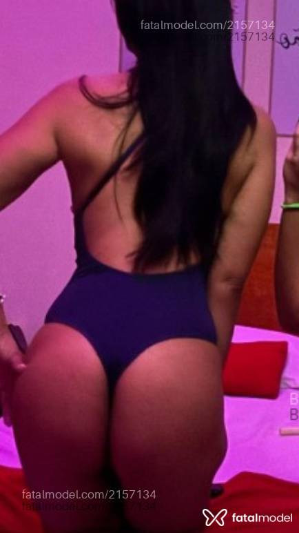 Acompanhante mulher morena (o) de olhos pretos - Juliana