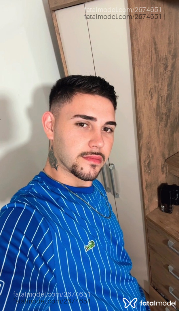 Acompanhante homem com cabelo castanho de olhos castanhos em Campinas - Alan Gabriel