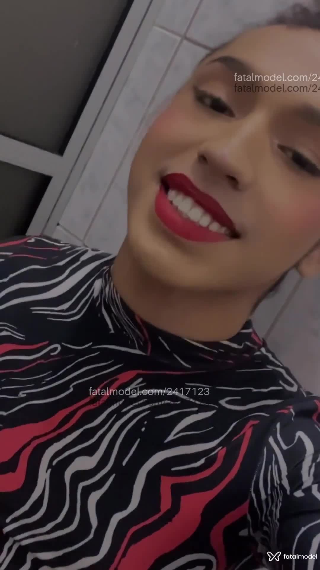 Acompanhante mulher trans morena (o) de olhos castanhos em Balneário Camboriú - Sophia