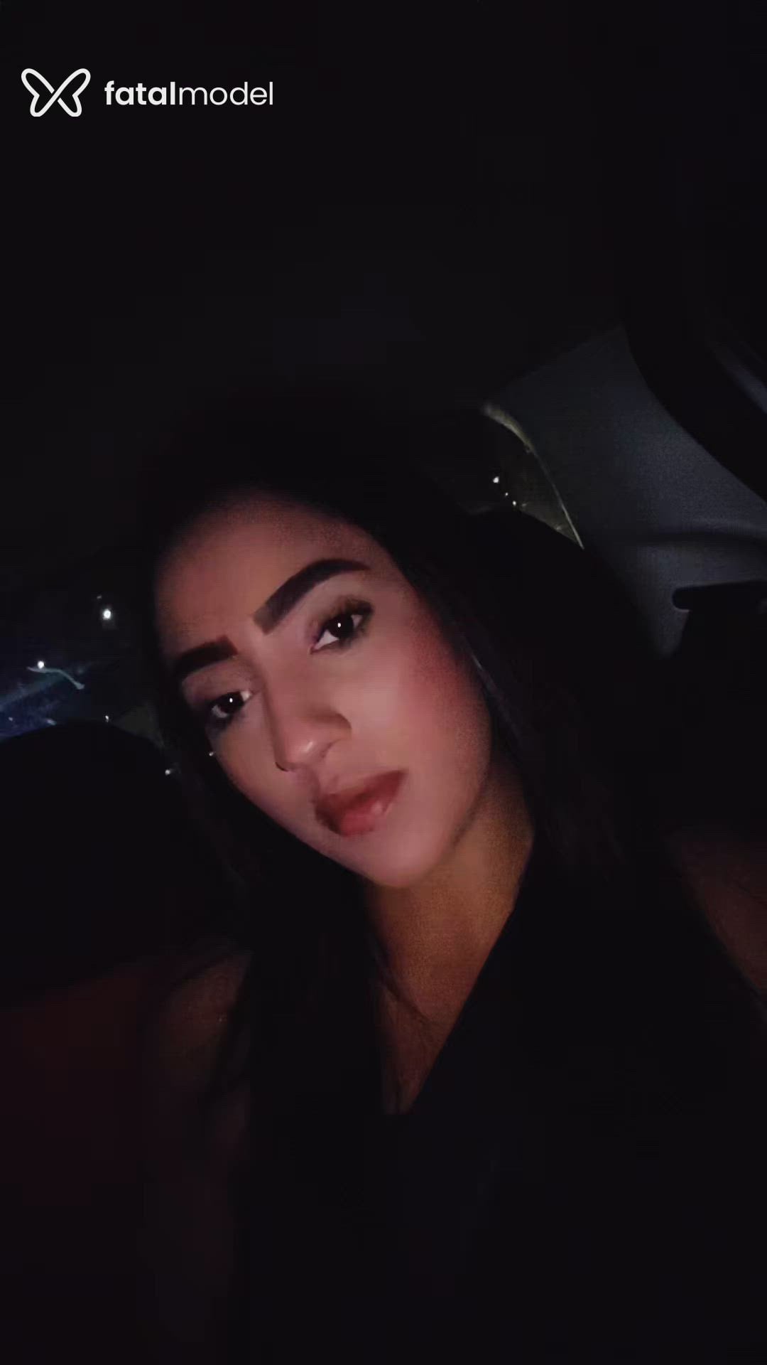 Acompanhante mulher morena (o) de olhos castanhos em Aparecida de Goiânia - Morena