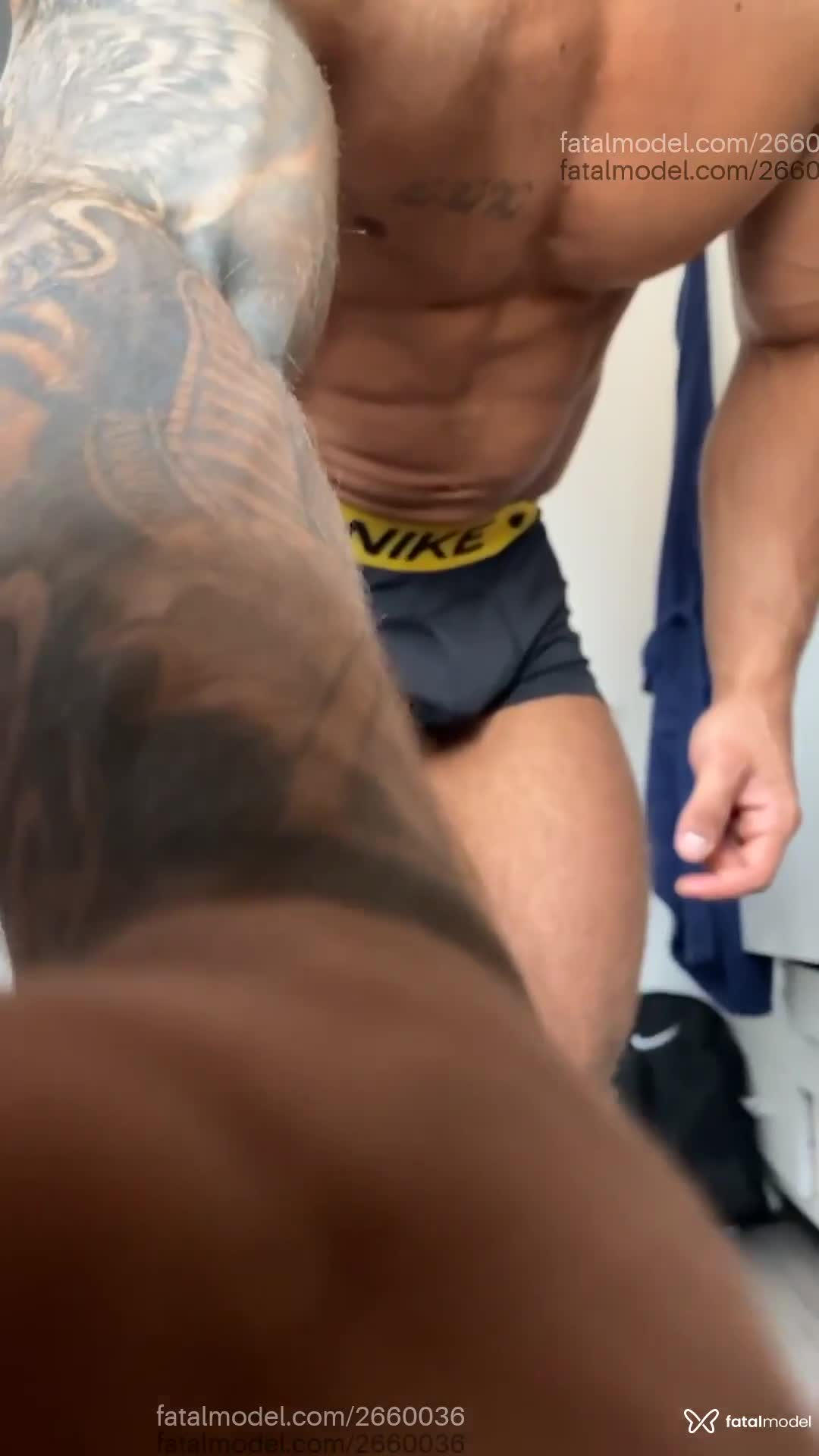 Acompanhante homem com cabelo castanho de olhos castanhos em Criciúma - Bruno