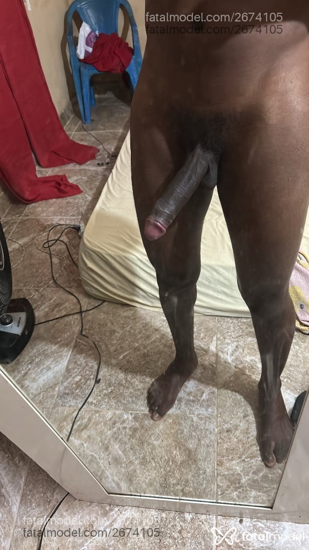 Acompanhante homem com cabelo castanho de olhos pretos em Virtual - Novinprcd