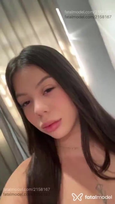 Acompanhante mulher com cabelo castanho de olhos castanhos em Campos do Jordão - Ayumi Castro