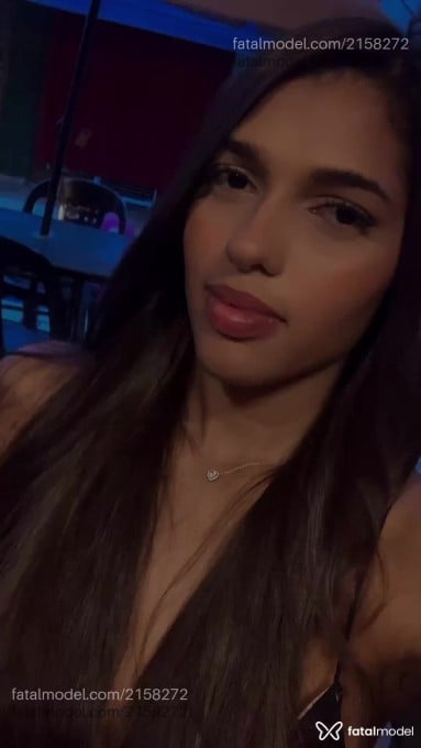 Acompanhante mulher com cabelo castanho de olhos castanhos em Ribeirão Preto - Melyssa