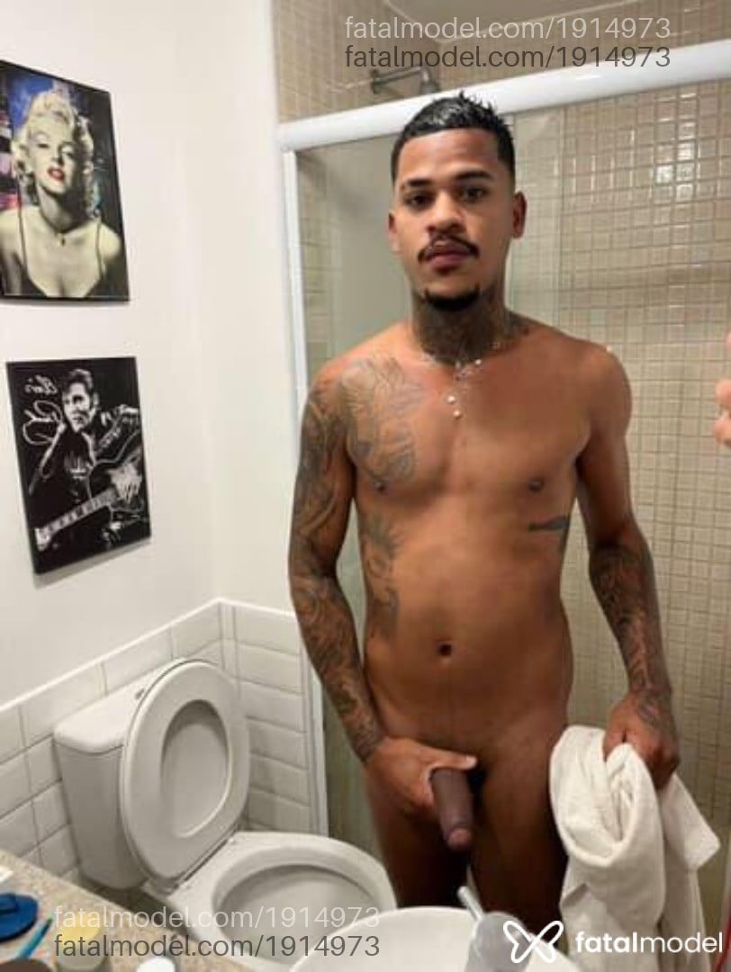 Acompanhante homem morena (o) de olhos castanhos em São Paulo - Wellington