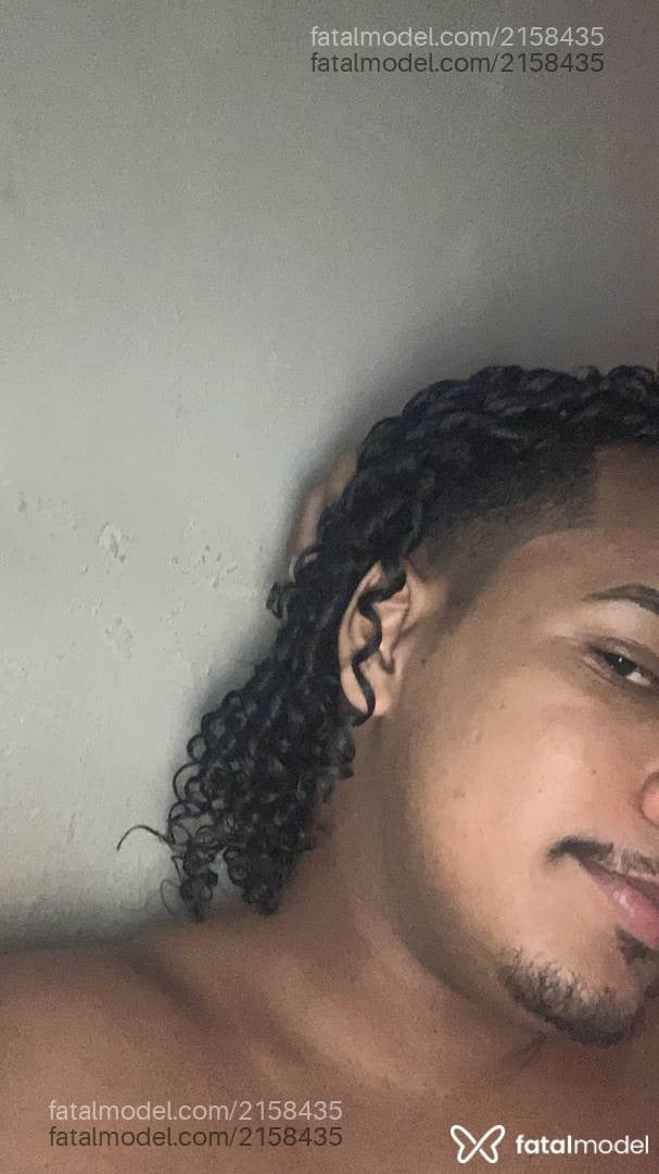 Acompanhante homem morena (o) de olhos pretos em Rio de Janeiro Acompanhante homem morena (o) de olhos pretos em Rio de Janeiro - Maycão