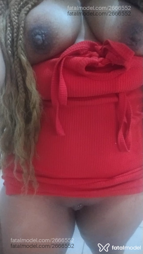 Acompanhante mulher loira (o) de olhos castanhos em Virtual - Susu morena