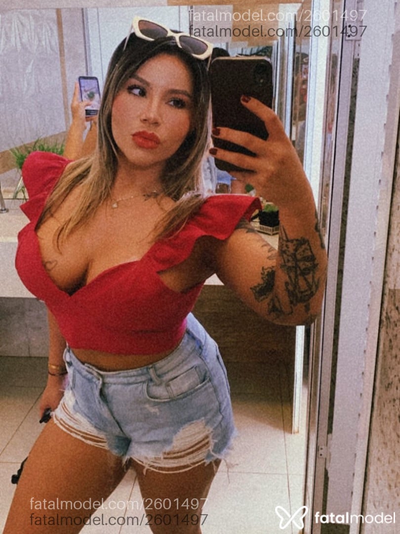 Acompanhante mulher loira (o) de olhos castanhos em Pontes e Lacerda Acompanhante mulher loira (o) de olhos castanhos em Pontes e Lacerda - Kiara Machado