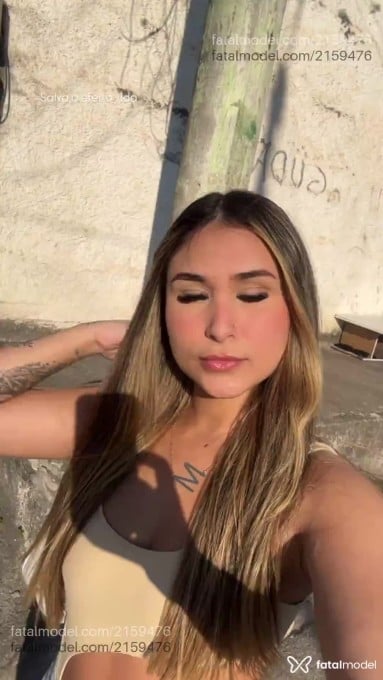 Acompanhante mulher loira (o) de olhos mel em Araras - Anny