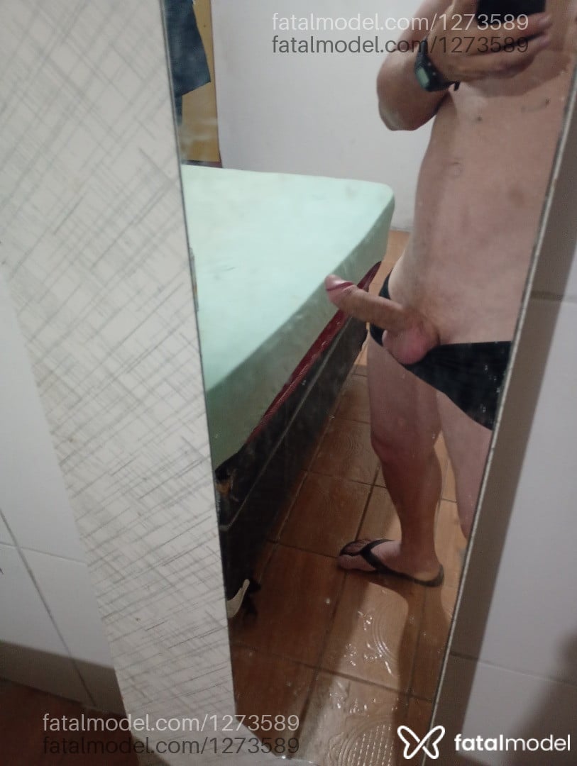 Acompanhante homem com cabelo castanho de olhos verdes em Osasco - Ricardo