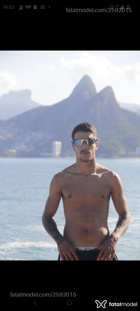Acompanhante homem morena (o) de olhos mel em Rio de Janeiro - Brendon