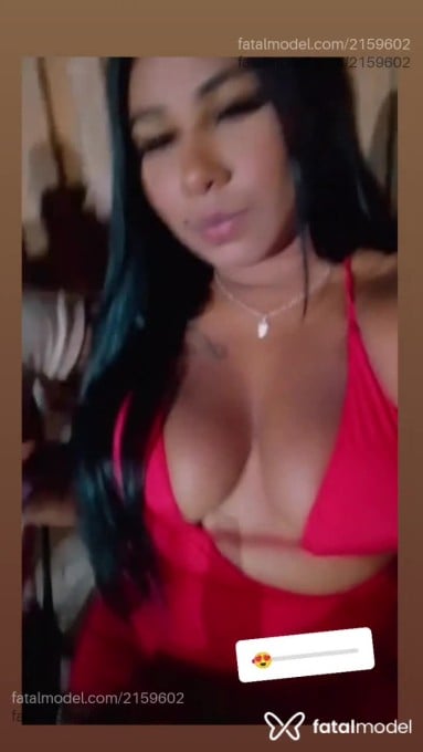 Acompanhante mulher morena (o) de olhos pretos em Sete Lagoas Acompanhante mulher morena (o) de olhos pretos em Sete Lagoas - Yara Silva