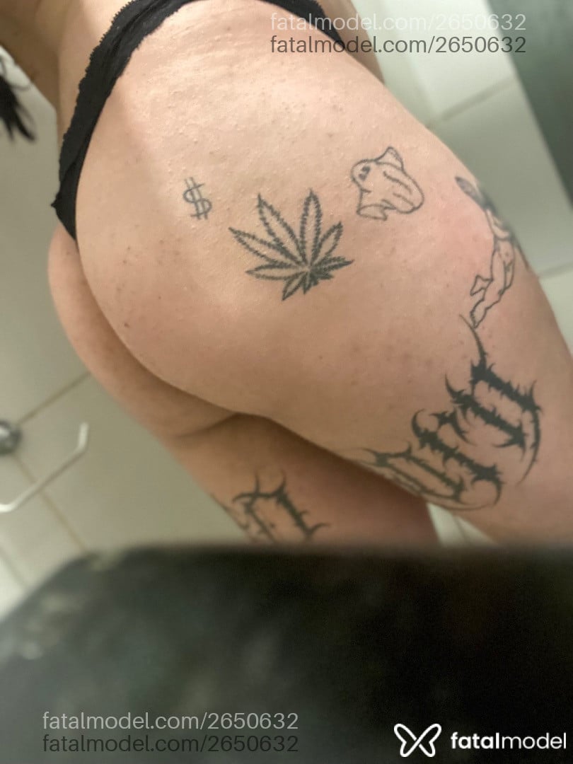 Acompanhante mulher trans morena (o) de olhos verdes em Blumenau - Melissa