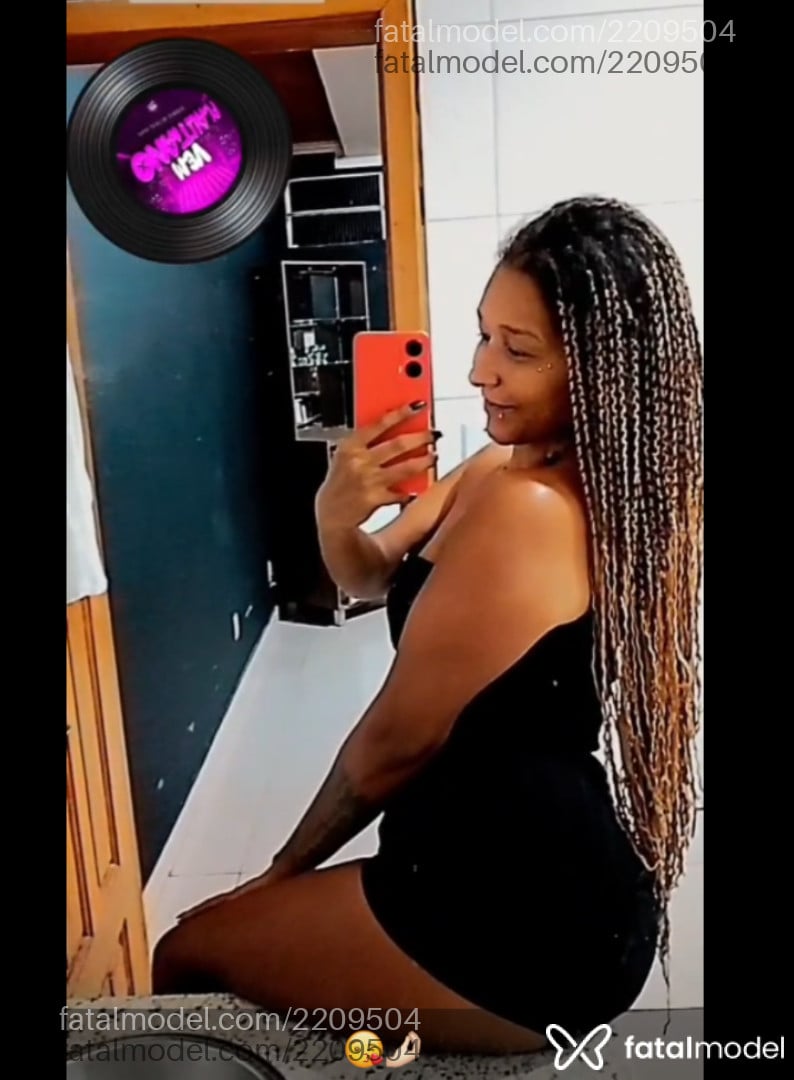 Acompanhante mulher com cabelo castanho de olhos pretos em Rio Branco - Rhayra Lamanda