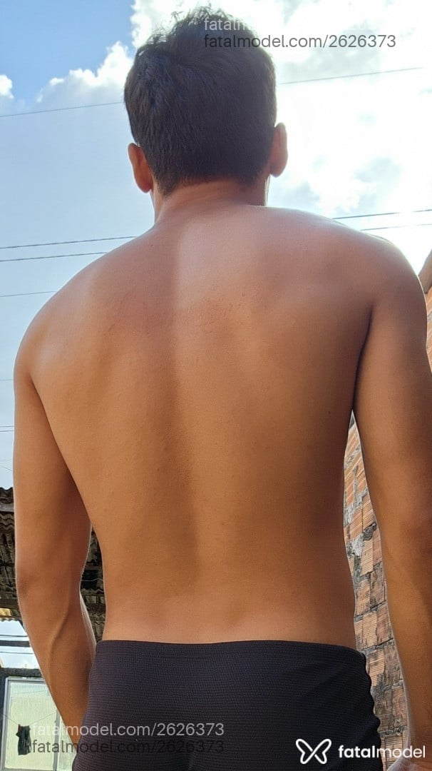 Acompanhante homem morena (o) de olhos castanhos em Belém - Angelo
