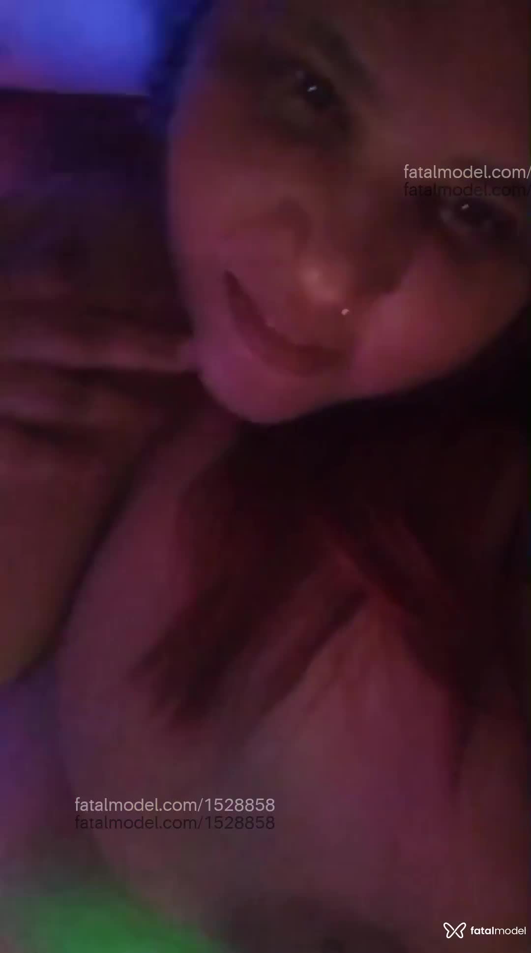 Acompanhante mulher ruiva (o) de olhos castanhos em Porto Velho - Geysse taina