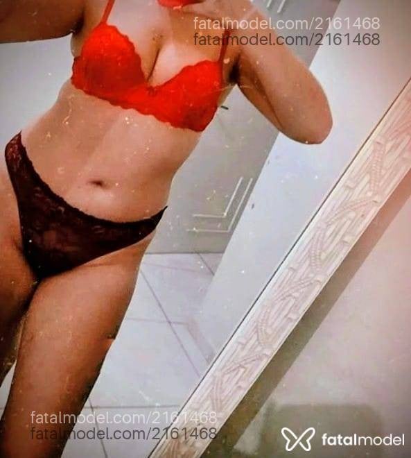 Acompanhante mulher loira (o) de olhos azuis - Gabriela