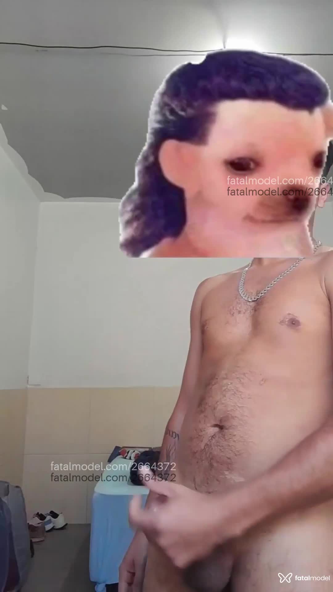 Acompanhante homem com cabelo castanho de olhos castanhos em Itajaí - Japexx