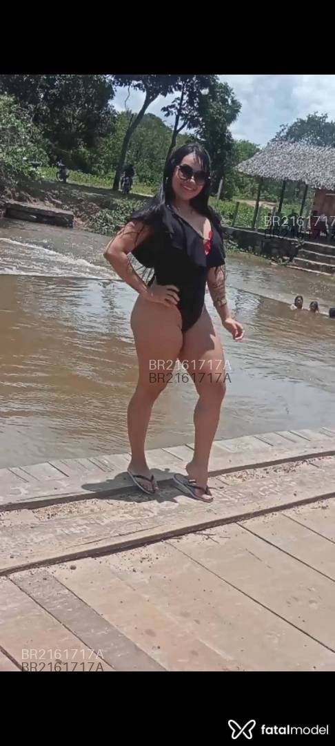 Acompanhante mulher morena (o) de olhos castanhos em Caucaia - Meyze