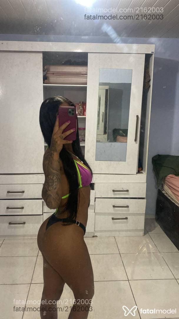 Acompanhante mulher com cabelo castanho de olhos castanhos em Florianópolis - Angel