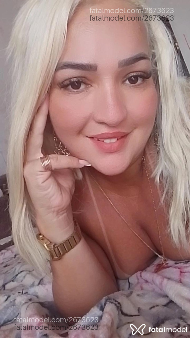 Acompanhante mulher loira (o) de olhos mel em Rio de Janeiro Acompanhante mulher loira (o) de olhos mel em Rio de Janeiro - Bella Cat