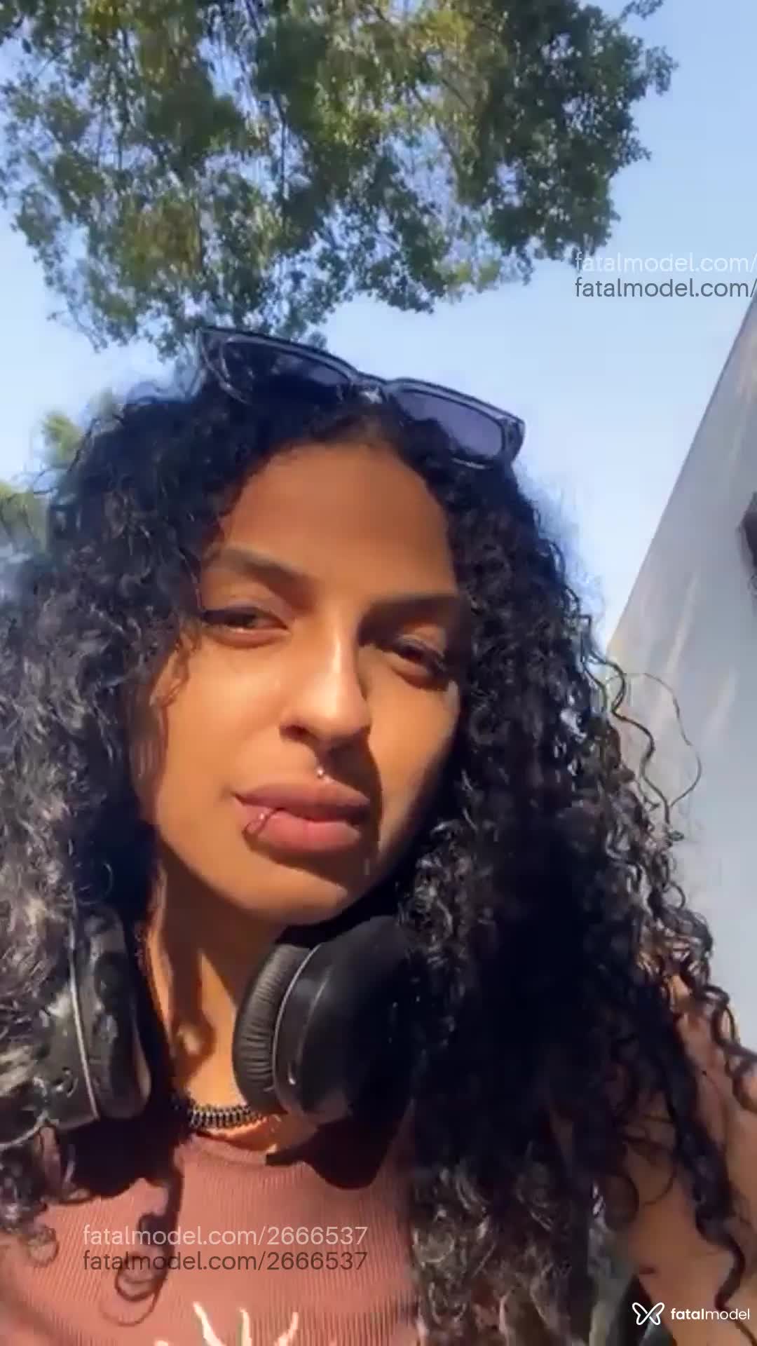 Acompanhante mulher morena (o) de olhos castanhos em São Paulo - Ciara Serrano
