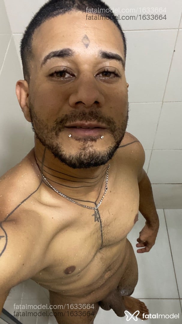 Acompanhante homem morena (o) de olhos mel em Belo Horizonte Acompanhante homem morena (o) de olhos mel em Belo Horizonte - Junior Chileno