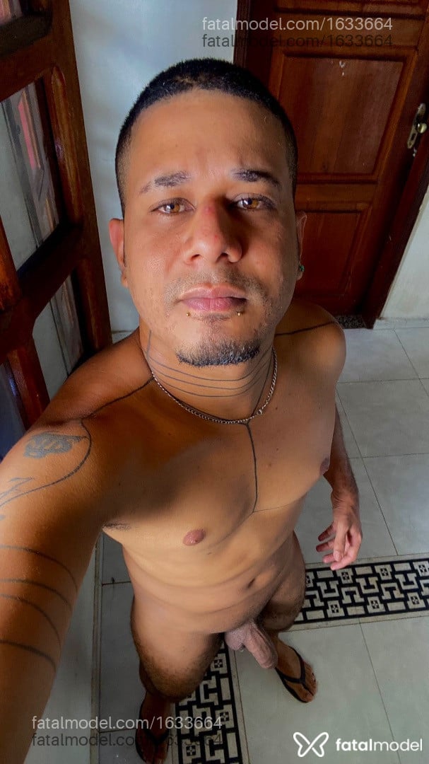 Acompanhante homem morena (o) de olhos mel em Belo Horizonte Acompanhante homem morena (o) de olhos mel em Belo Horizonte - Junior Chileno