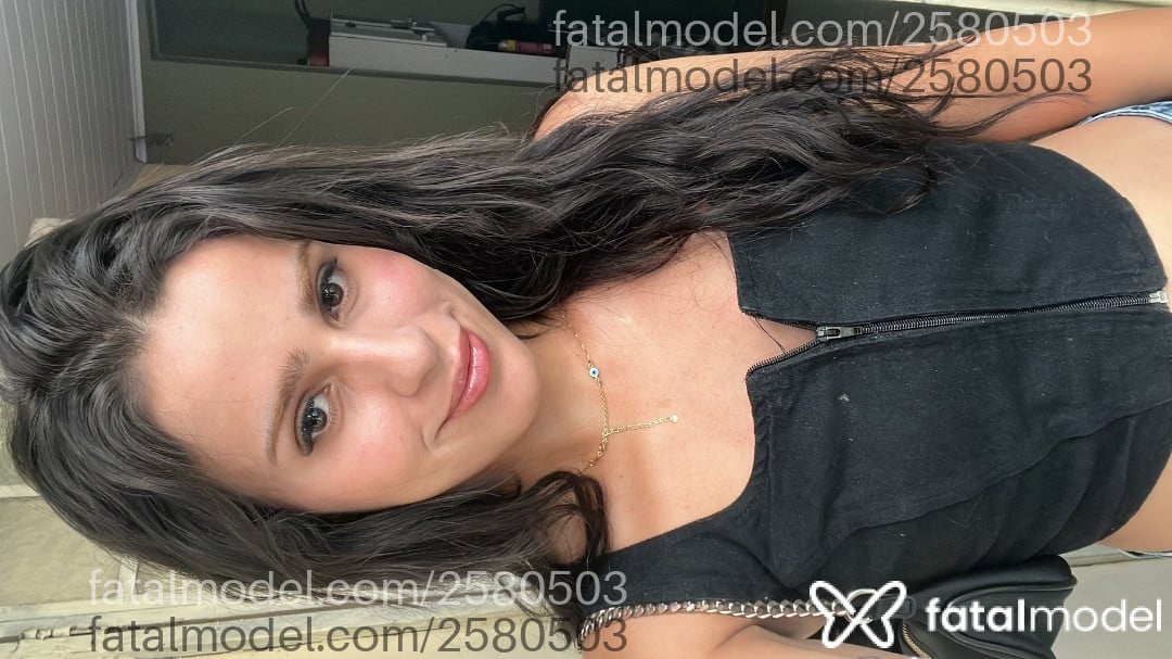 Acompanhante mulher trans morena (o) de olhos castanhos em Belo Horizonte - Anora