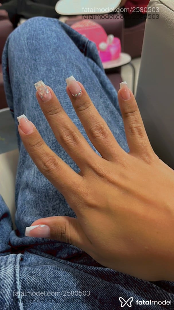 Acompanhante mulher trans morena (o) de olhos castanhos em Belo Horizonte - Anora
