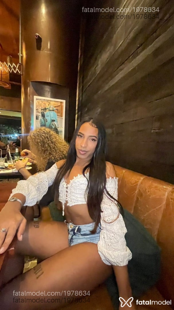 Acompanhante mulher trans com cabelo castanho de olhos castanhos em Rio de Janeiro - Angel silva