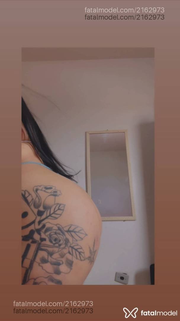 Acompanhante mulher morena (o) de olhos verdes - Gaby Oliveira