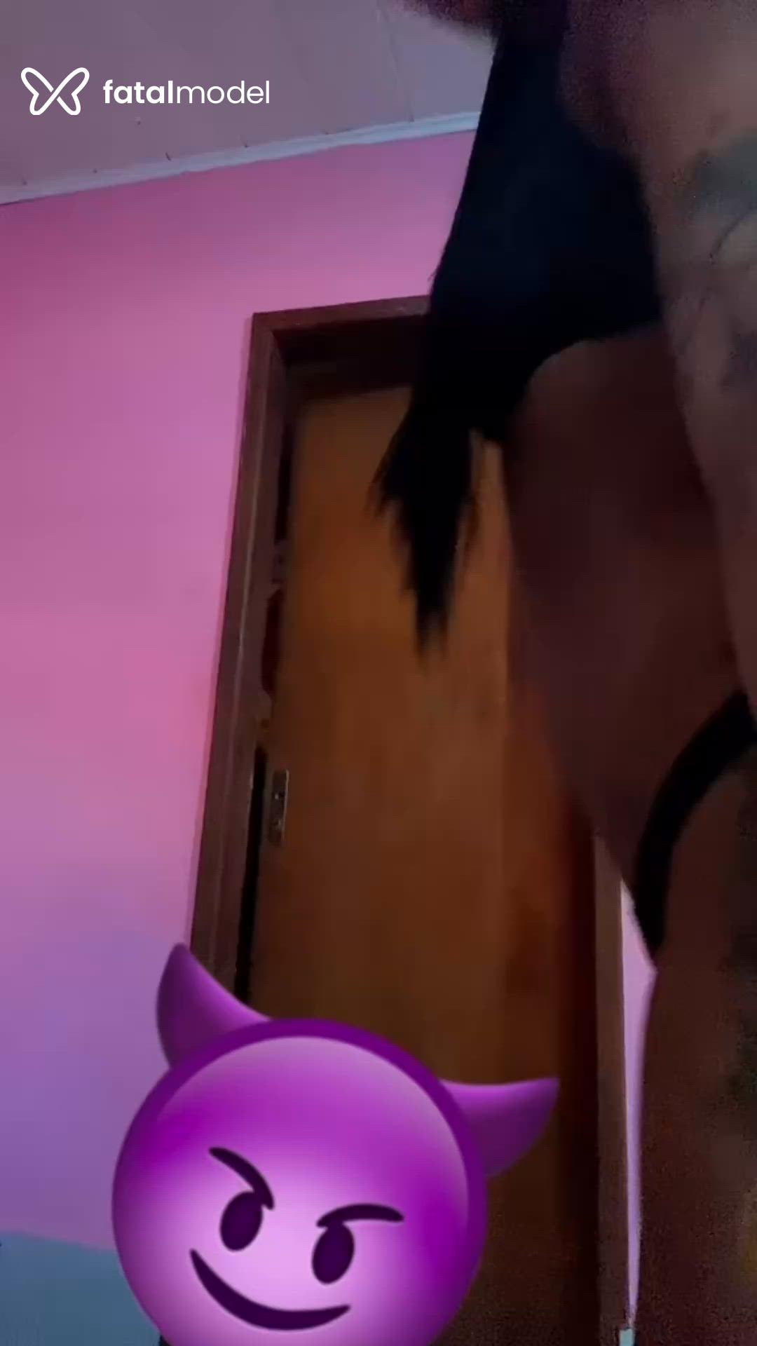 Acompanhante mulher com cabelo castanho de olhos castanhos em Porto Velho Acompanhante mulher com cabelo castanho de olhos castanhos em Porto Velho - Marjorie