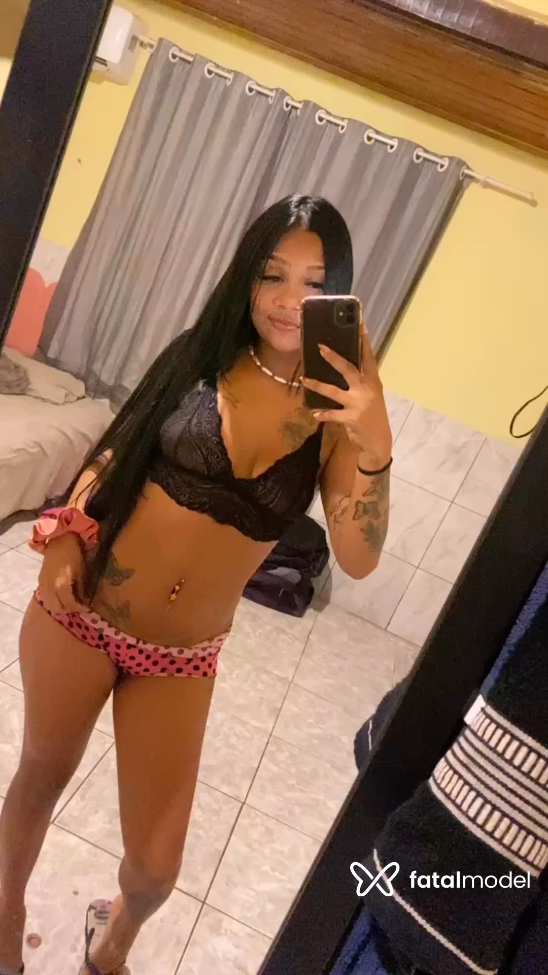 Acompanhante mulher com cabelo castanho de olhos castanhos - Marjorie