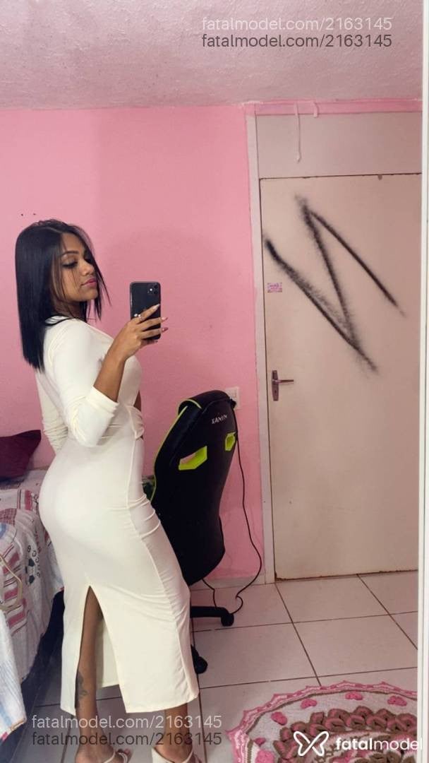 Acompanhante mulher com cabelo castanho de olhos castanhos - Marjorie