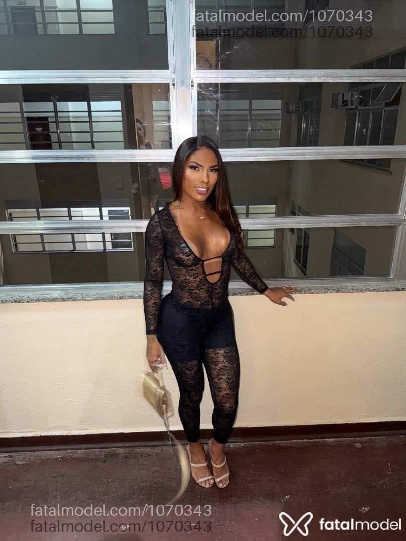 Acompanhante travesti morena (o) de olhos castanhos em São Paulo - Laysa Glamour