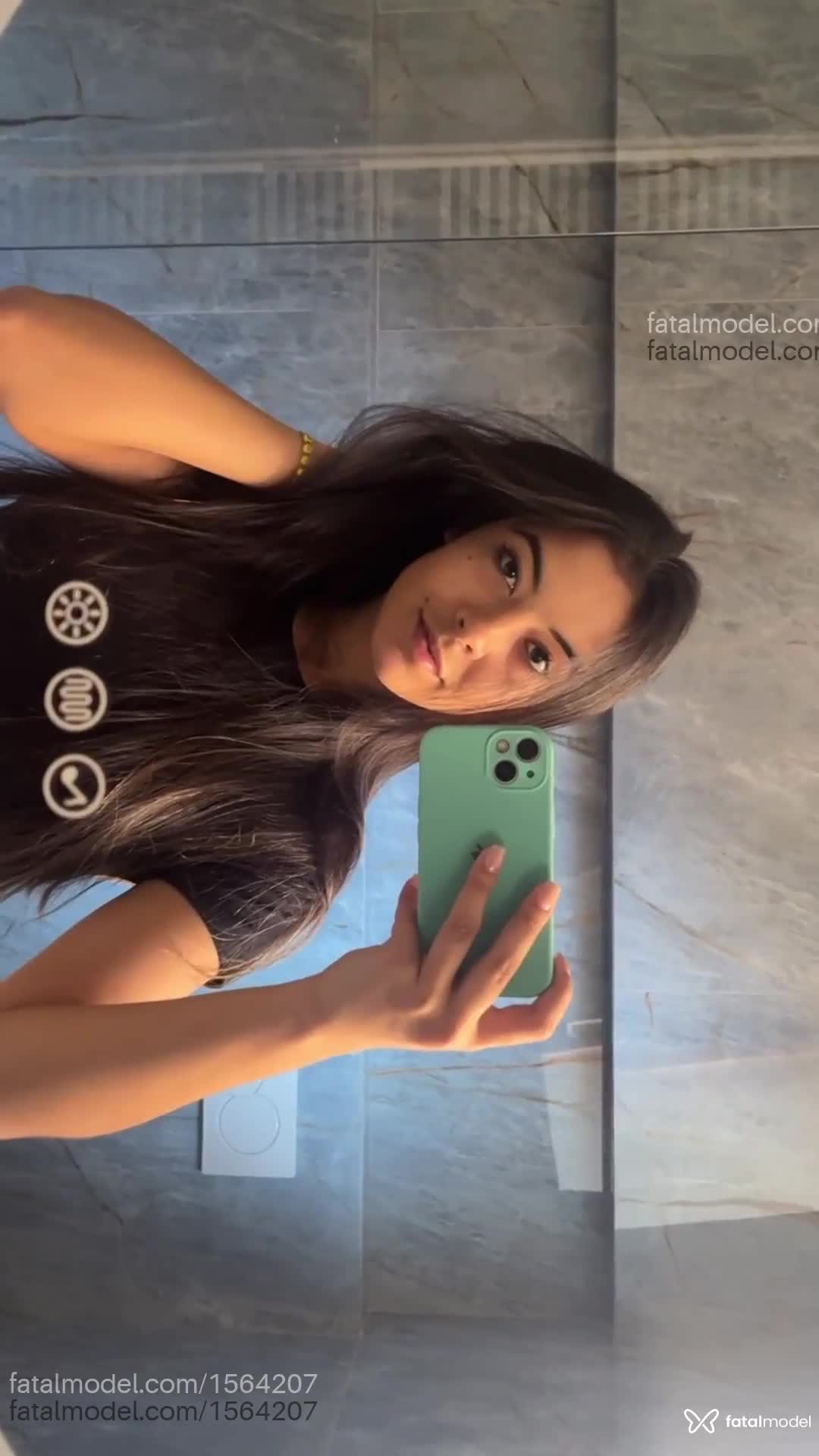 Acompanhante mulher morena (o) de olhos pretos em Maringá - Maitê