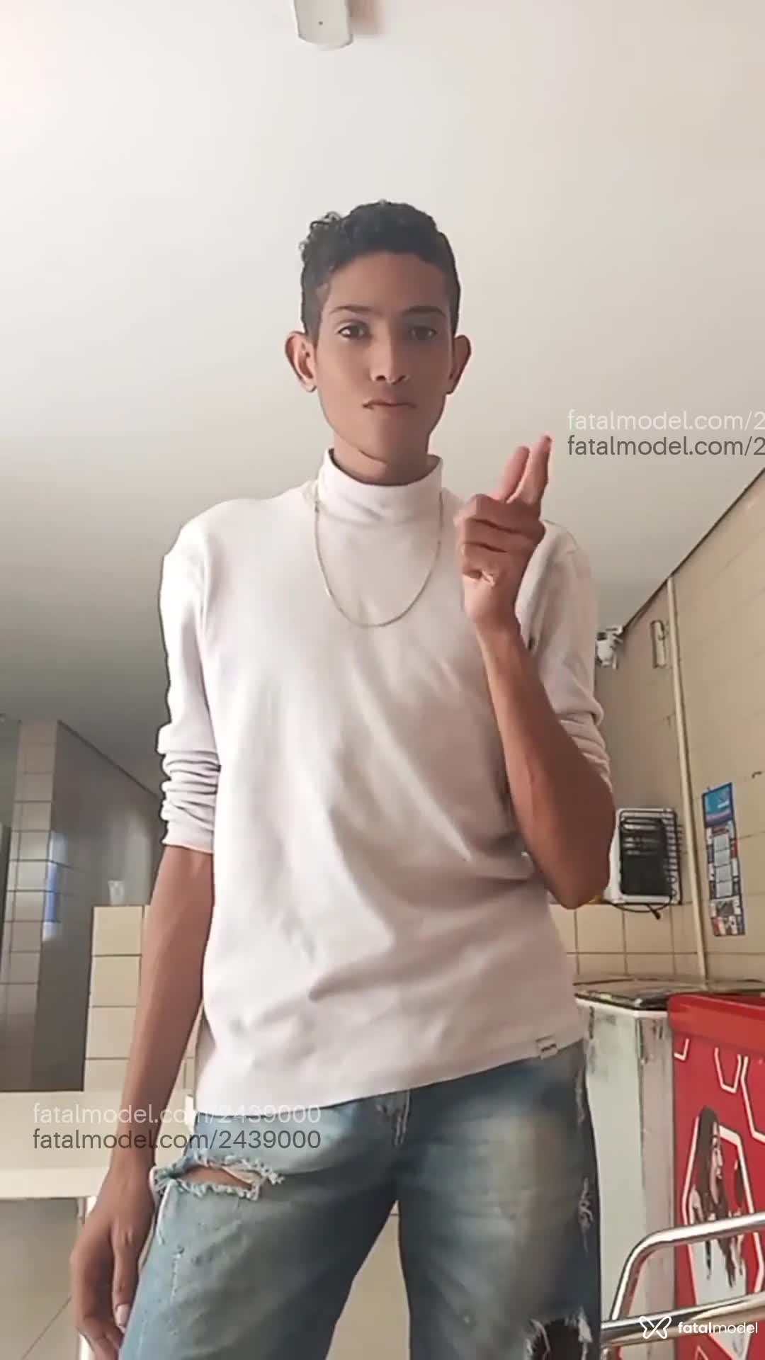 Acompanhante homem morena (o) de olhos pretos em Horizonte - Wytyney