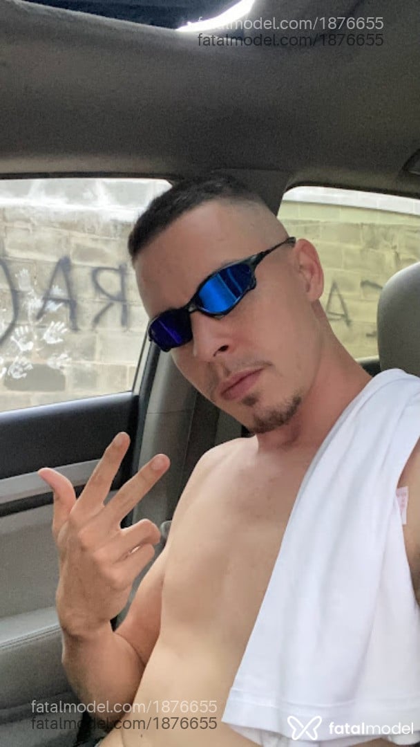 Acompanhante homem com cabelo castanho de olhos castanhos em Rio Claro - Vinicius Rodrigues