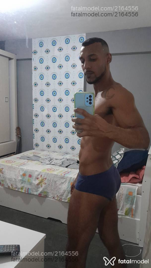 Acompanhante homem morena (o) de olhos castanhos em Rio de Janeiro - Rentboy